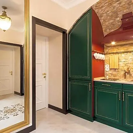 Boutique Gorgeous Gogol Hotel