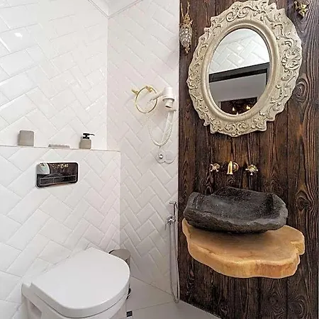 Hotel Boutique Gorgeous Gogol 5*